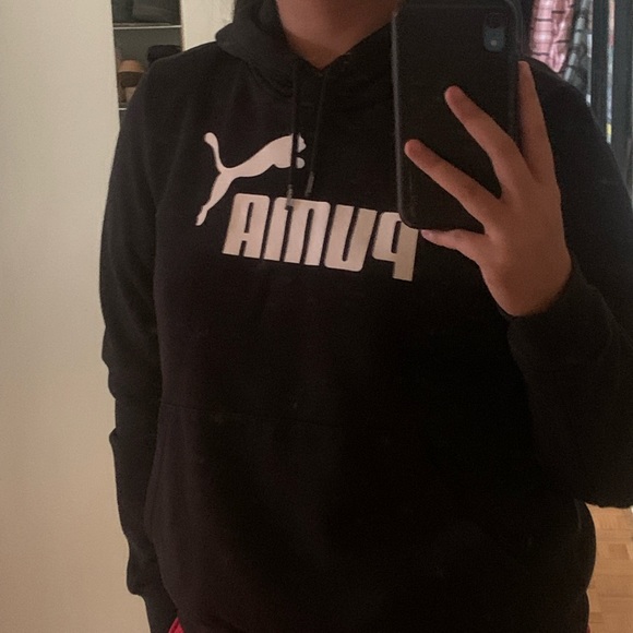 Puma hoodie - Picture 3 of 4